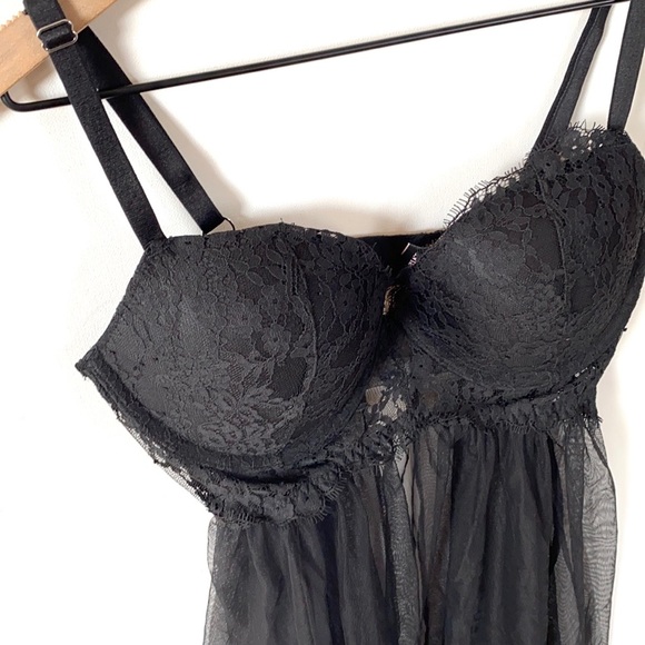 Victoria's secret lace push-up babydoll, Size 36C - Picture 3 of 12